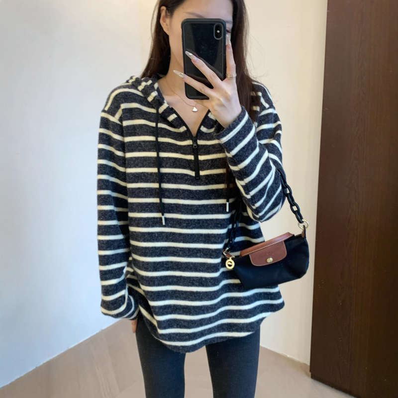 Atmospheric Rabbit Plush Fluffy Soft Waxy Black Gray White Stripesd Loose Version Half Zipper Off-Shoulder Hoodie G120714 Atmospheric Rabbit Plush Fluffy Soft Waxy Black Gray White Stripesd Loose Version Half Zipper Off-Shoulder Hoodie G120714