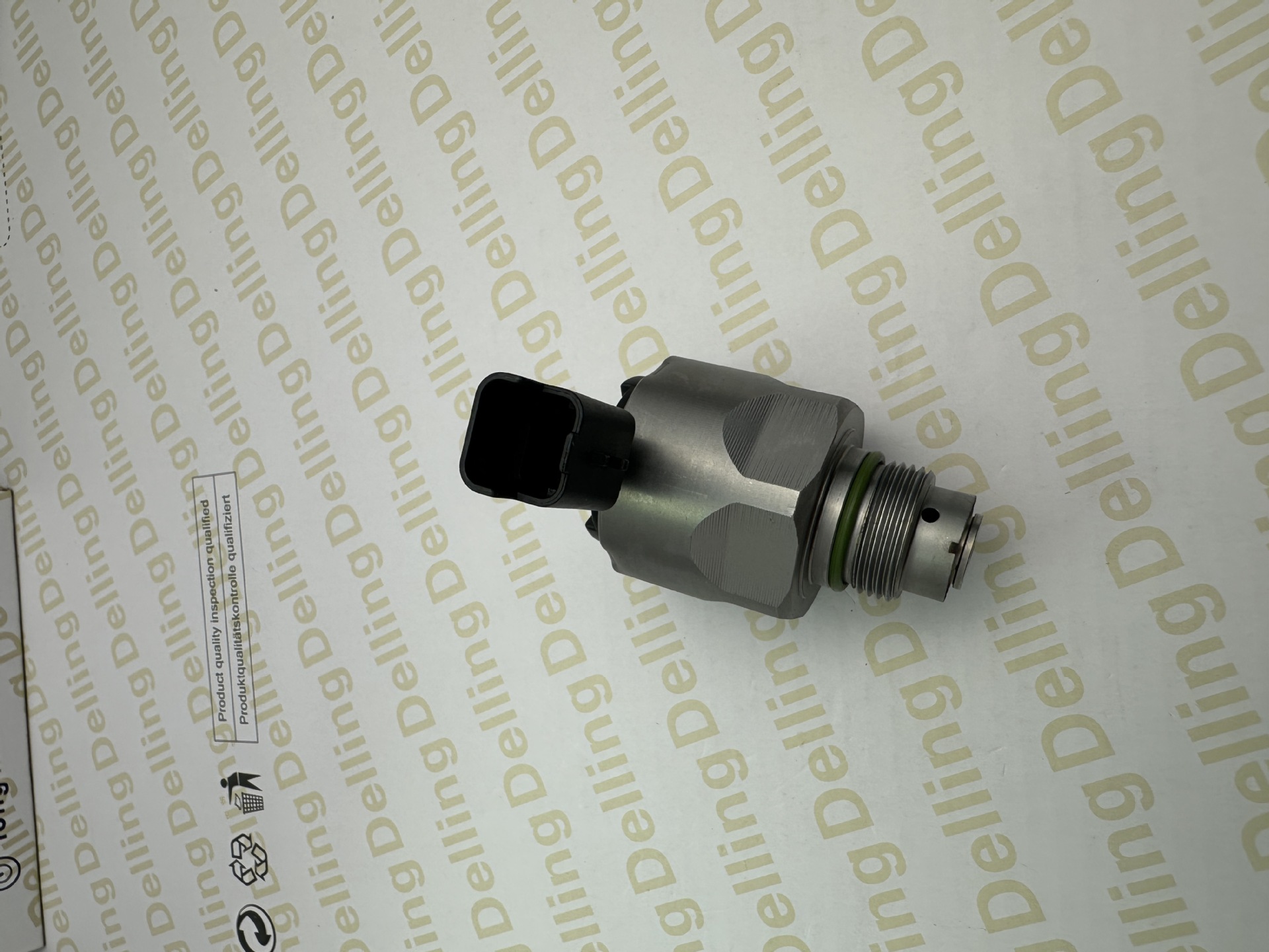 Tax included A2C2000385980 common rail fuel pressure control valve Land Rover 7H2Q9B395CH LR005549