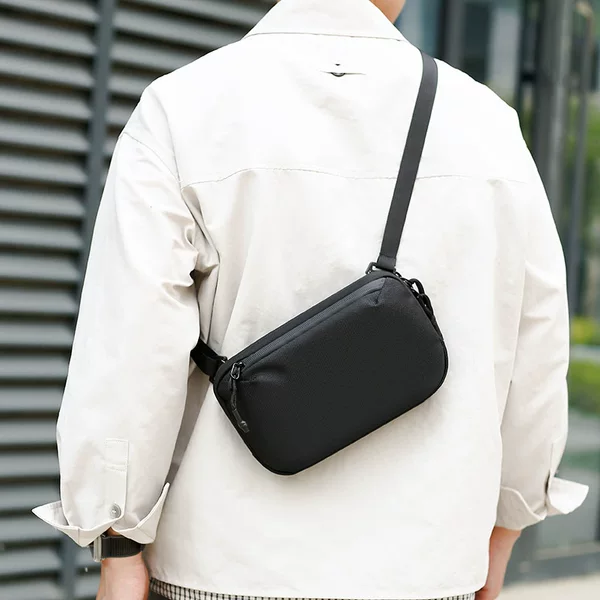 Crossbody Bag for Men and Women, Couple Style, Casual and Versatile, Lightweight Mobile Phone Bag, Simple and Fashionable Outdoor Portable Shoulder Bag