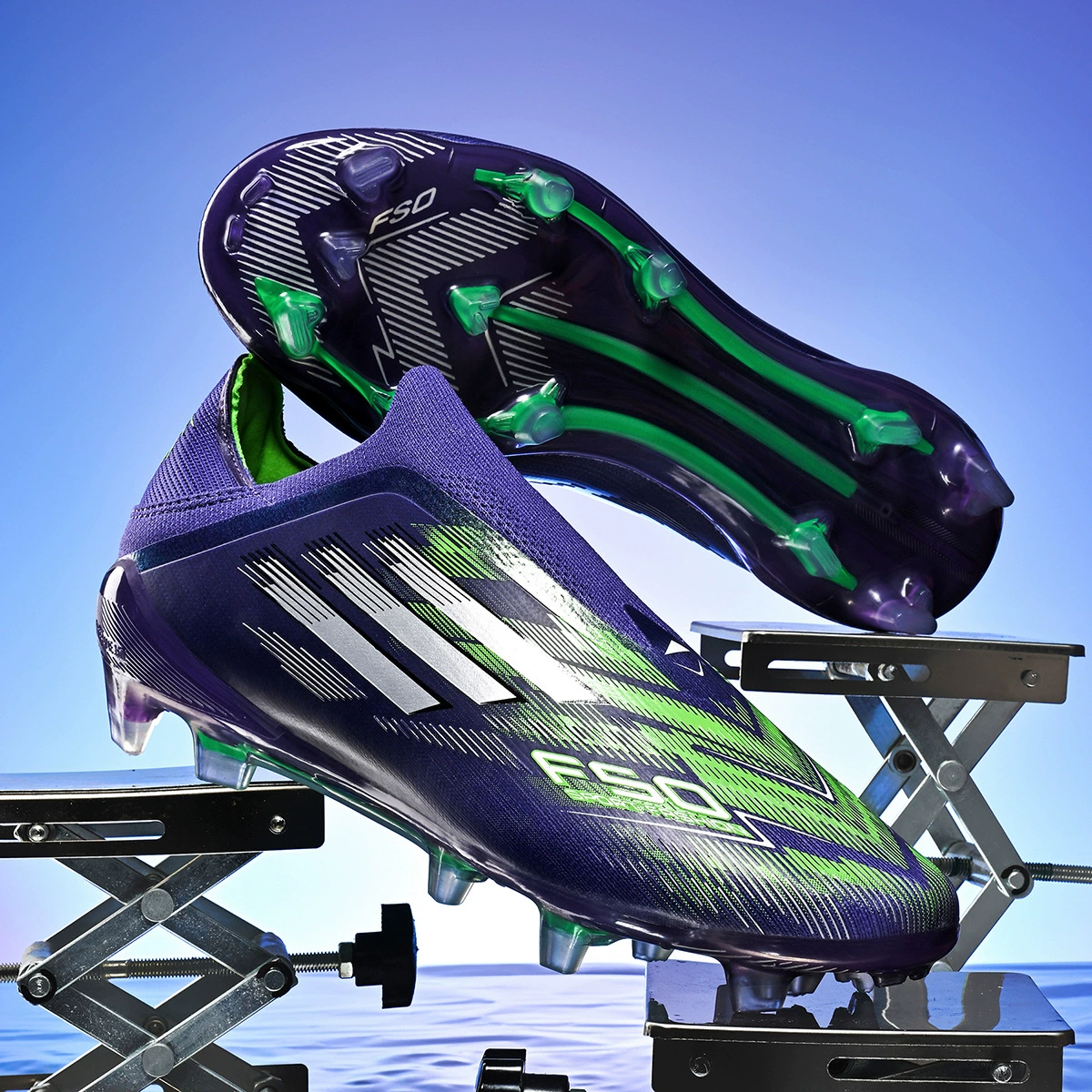 足球鞋跨境热销长钉AG碎钉TF足球鞋男女款耐磨训练儿童学生足球鞋