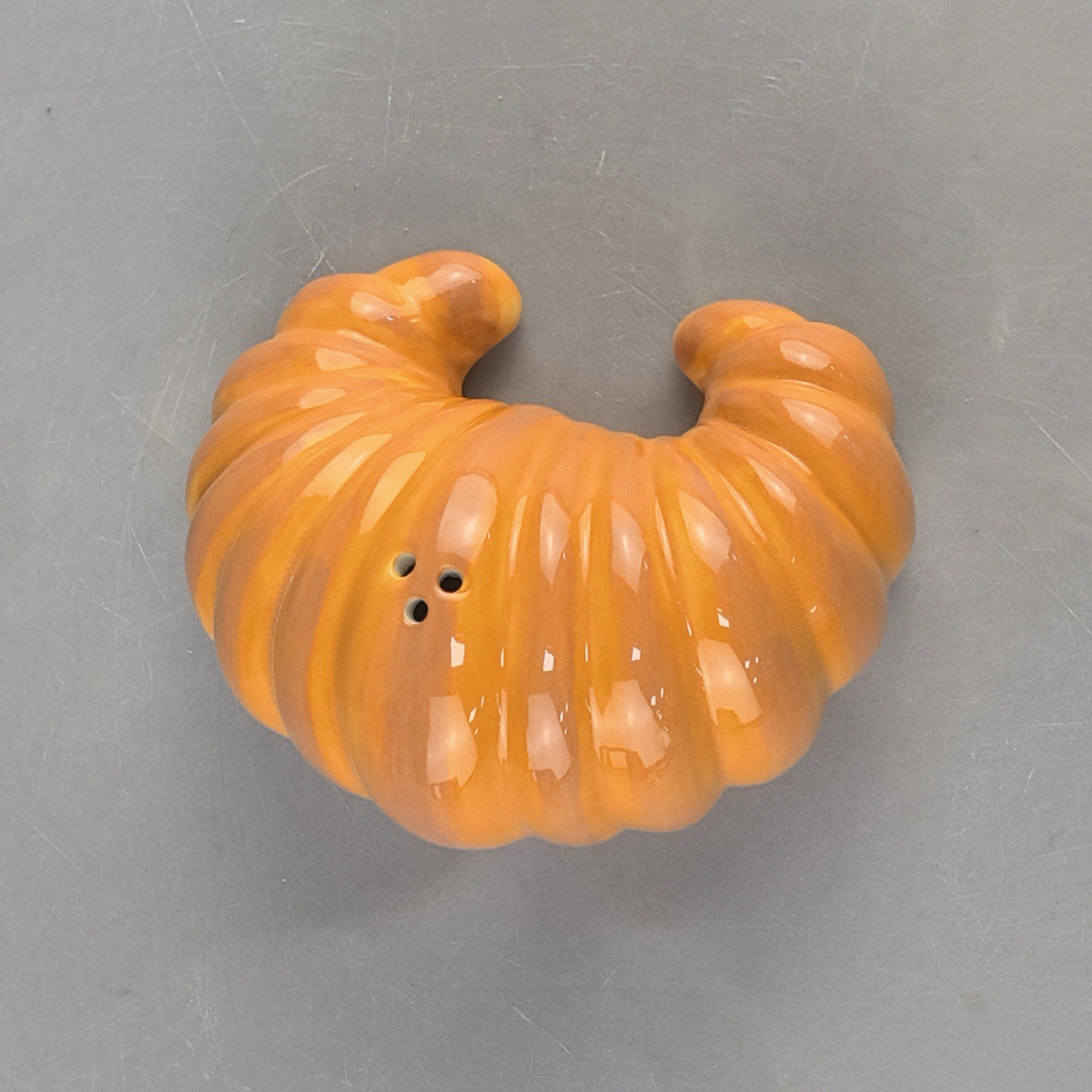 Personalizable creativo encantador cerámico simulado croissants pan picerella artesanía cerámica exquisita de alto valor facial