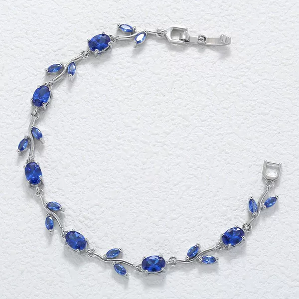 Xingyu Pre-Orders New Jewelry