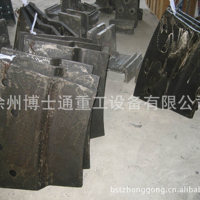 供应日产5000吨水泥设备球磨机、回转窑、篦冷机及配件、蓖板衬套