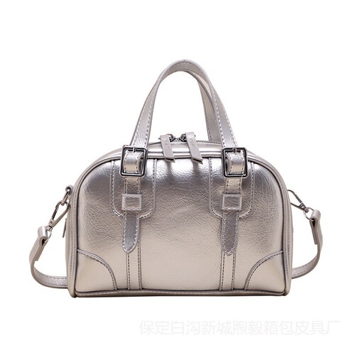 High-end Boston bag for women, new Korean style spring and summer niche retro black hand-held crossbody bag