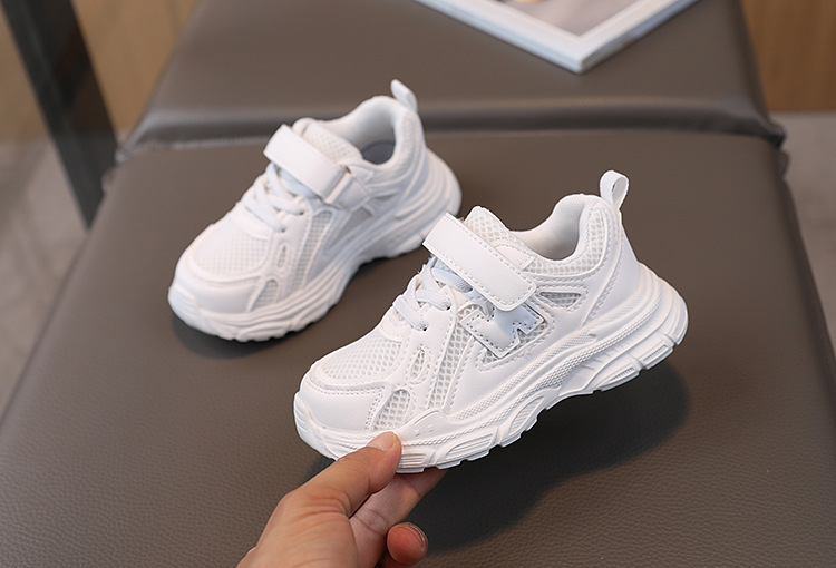 Boys Black Athletic Running Sneakers Breathable Mesh Ultralight_voghion.com