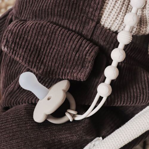 Baby one-piece flower pacifier Newborn soothing silicone pacifier Super soft anti-colic baby pacifier