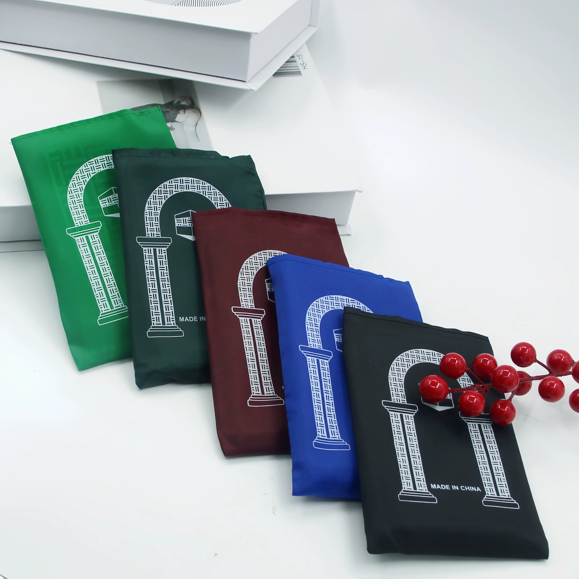 Легкий и компактный ковер для путешествий