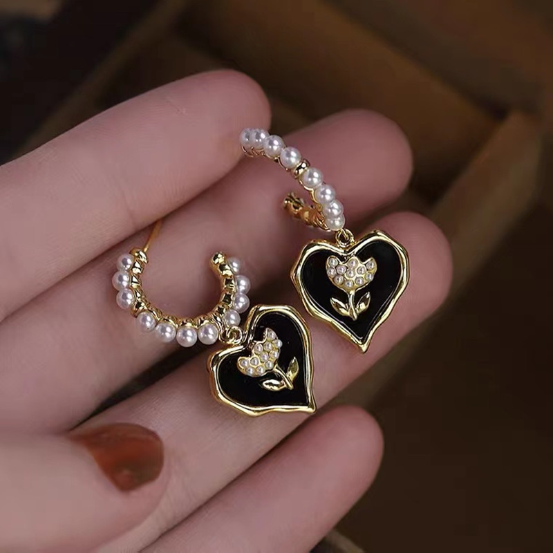 1 Pair Sweet Heart Shape Alloy Drop Earrings display picture 2