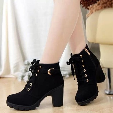 Autumn and winter 2020 new high-heeled women's boots cross straps short boots thick-heeled Martin boots leather boots spot wholesale