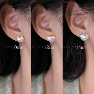 French Mermaid Ji Love Pearl Earrings Women's 2024 New Entry Luxury High-end Elegant Earrings Heart-shaped Ear Jewelry