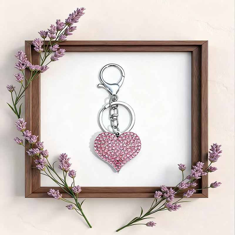 Transfronterizo nuevo diamante amor amor colgante moda universal hermoso pequeño regalo llavero bolso colgante personalizado