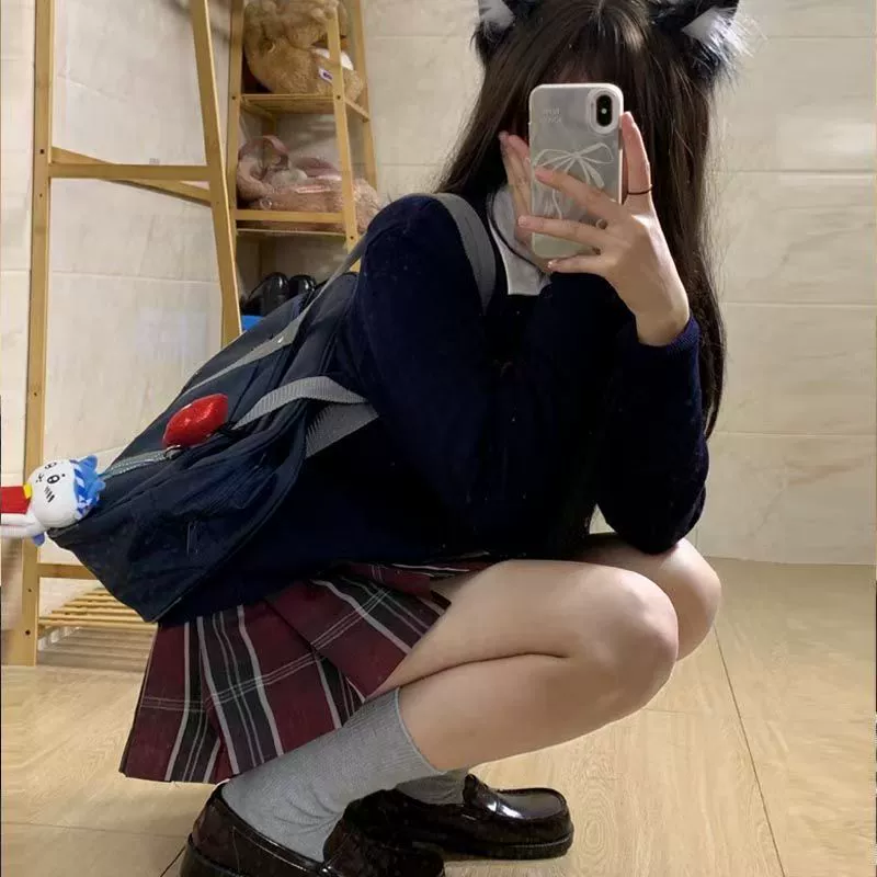 【Xiao Chi】August Letter JK Оригинальная аутентичная клетчатая юбка Школьный стиль Плиссированная юбка Милая тонкая юбка трапециевидной формы