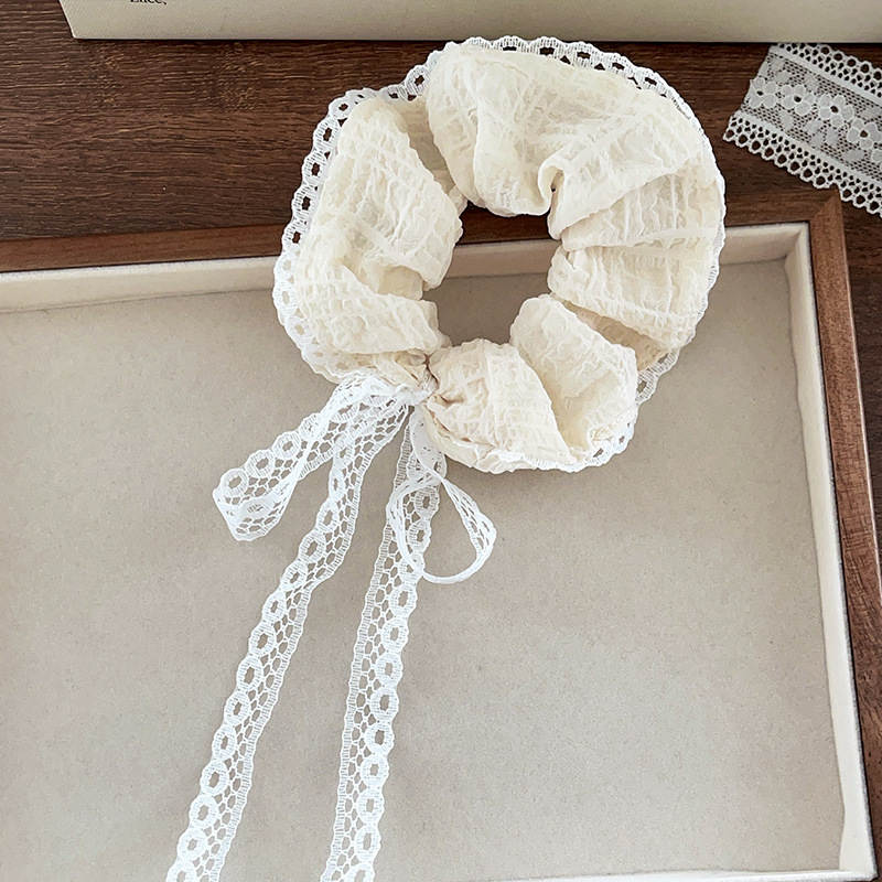Lace belt model beige