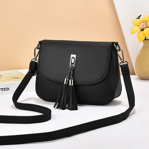  New Pure Color PU Crossbody Simple Matchable Fringe Decorated Single Shoulder Crossbody Bag for Women Mom Bag Crossbody Practical