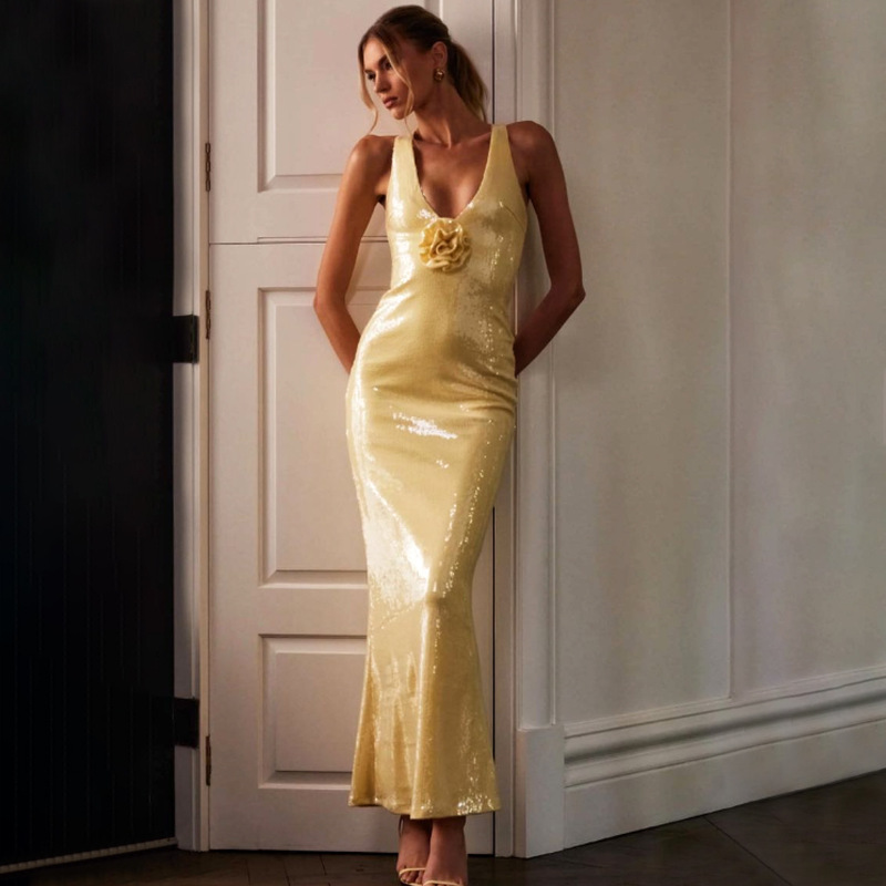 Cross-Border Evening Dress Wholesale Cut Out Backless Sexy Red Sequin Slit Dress Stereo Flower Long Skirt