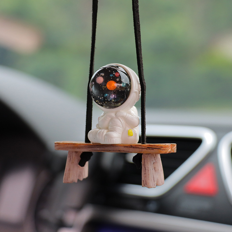 Wholesale a generation of creative astronaut car accessories car hanging car interior pendant car pendant car Crane