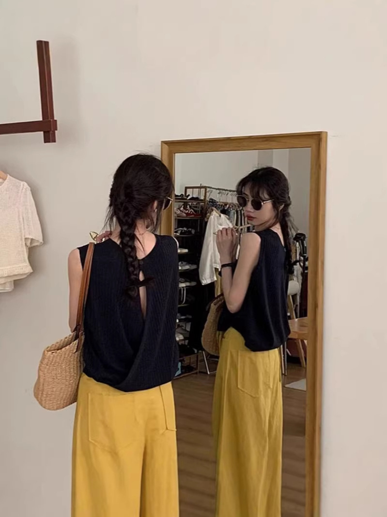 Áo hai dây nữ dệt kim mát lạnh phong cách Pháp hở lưng tinh tế — đen