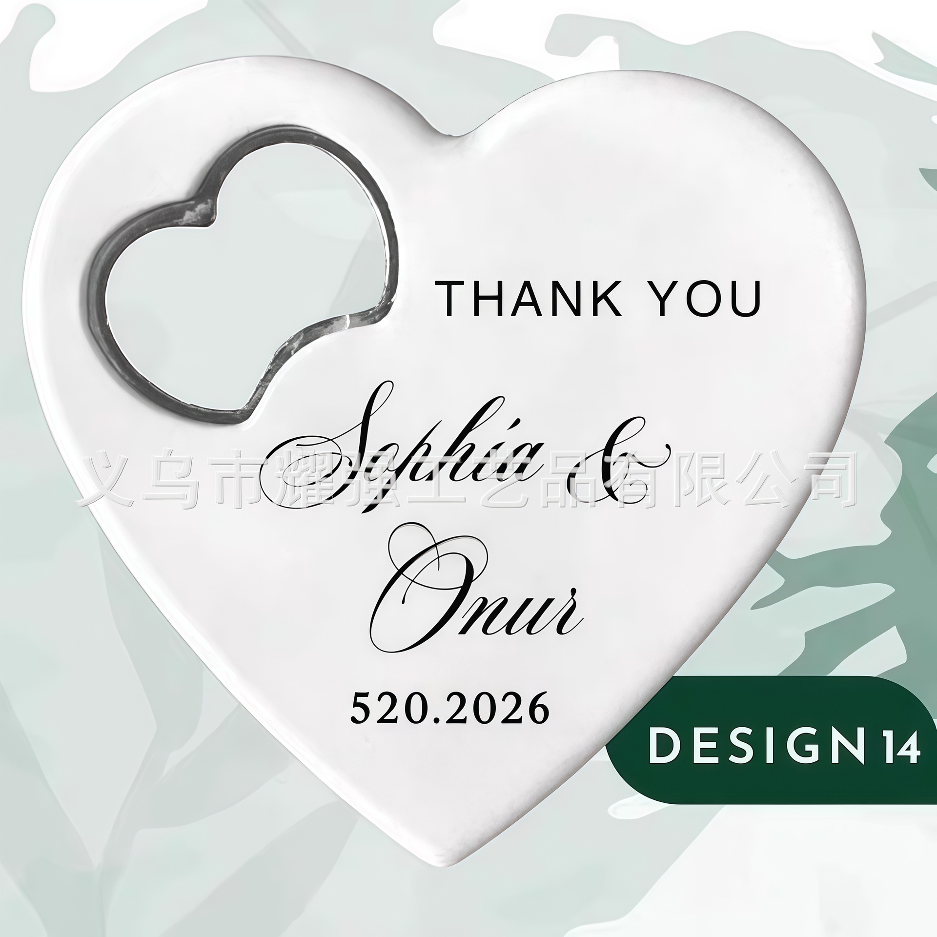 Abridor de botellas de plástico con forma de corazón