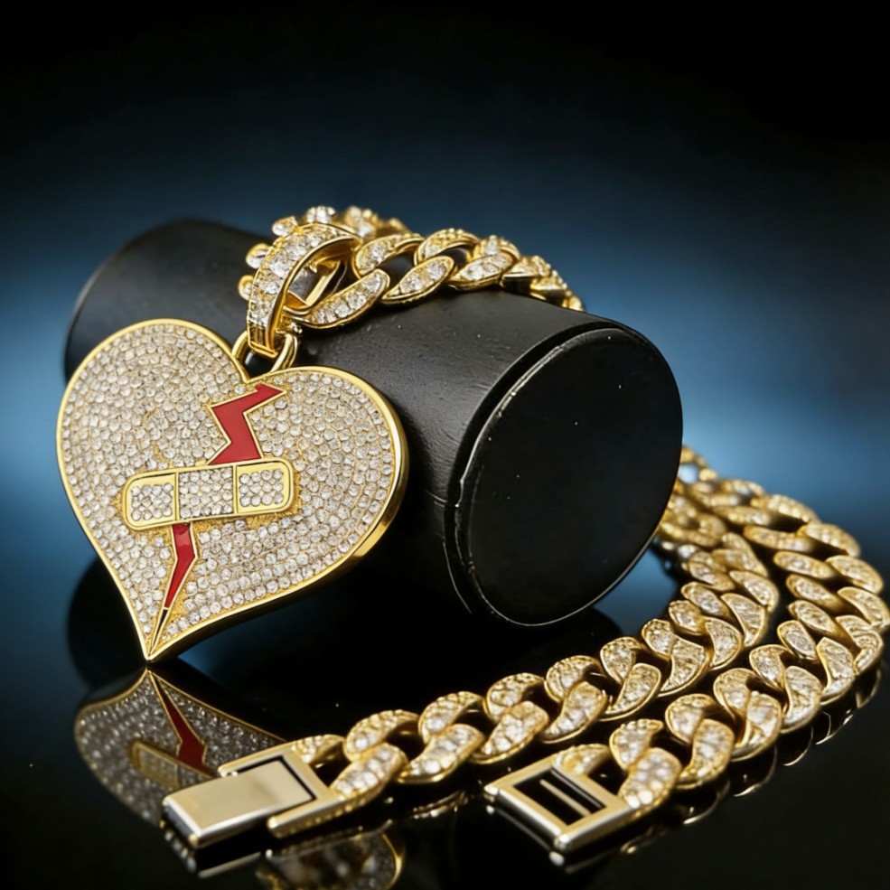 Lujo ligero diamante completo rompió amor colgante Banda Band-aid diseñado cadena cubana personalidad moda pareja cool joyería hip-hop