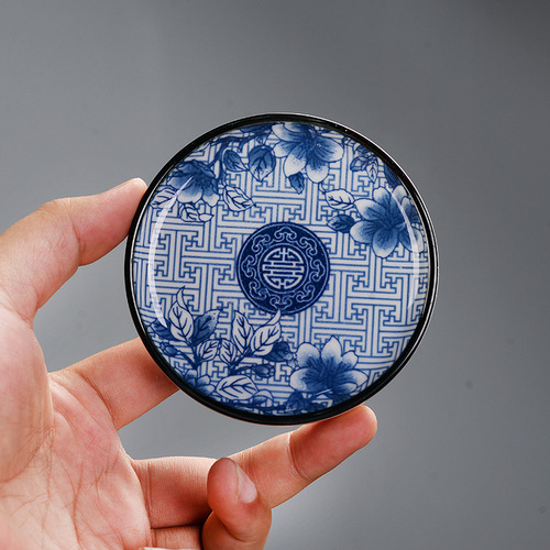 Antique blue and white porcelain teacup coaster round heat insulating coaster Japanese style home teacloth tea set accessories small tea tray