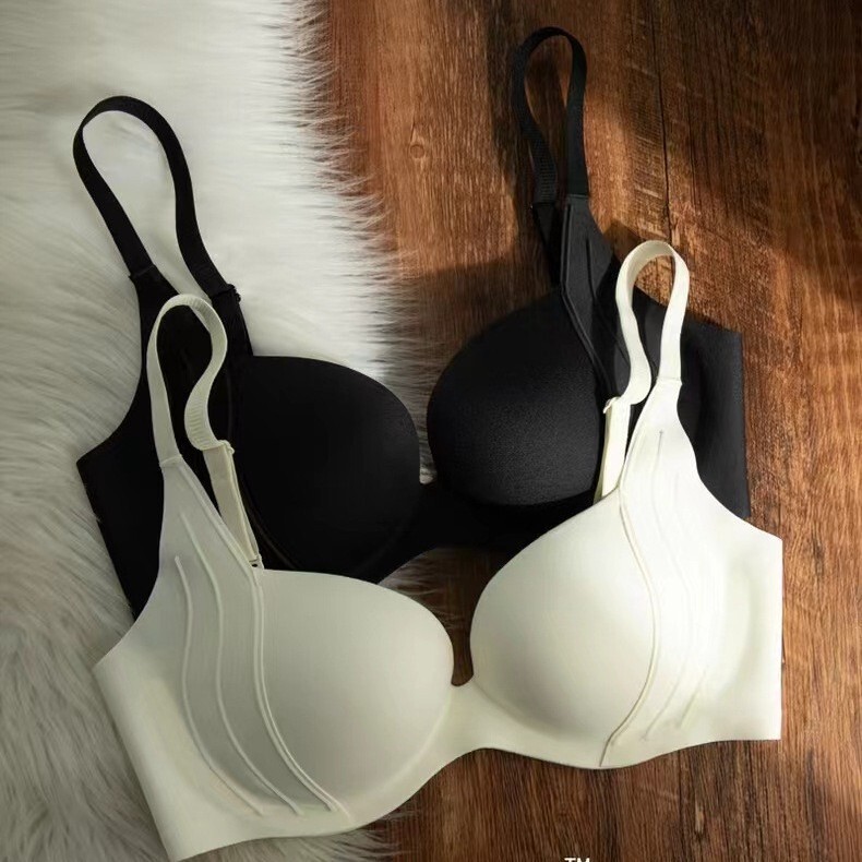 Lifting Seamless Underwear for Women with Small Breasts, Push-Up Anti-Sagging, Side-Retracting Breasts, Nude-Feeling Comfortable Bra, Cross-Border Southeast Asia