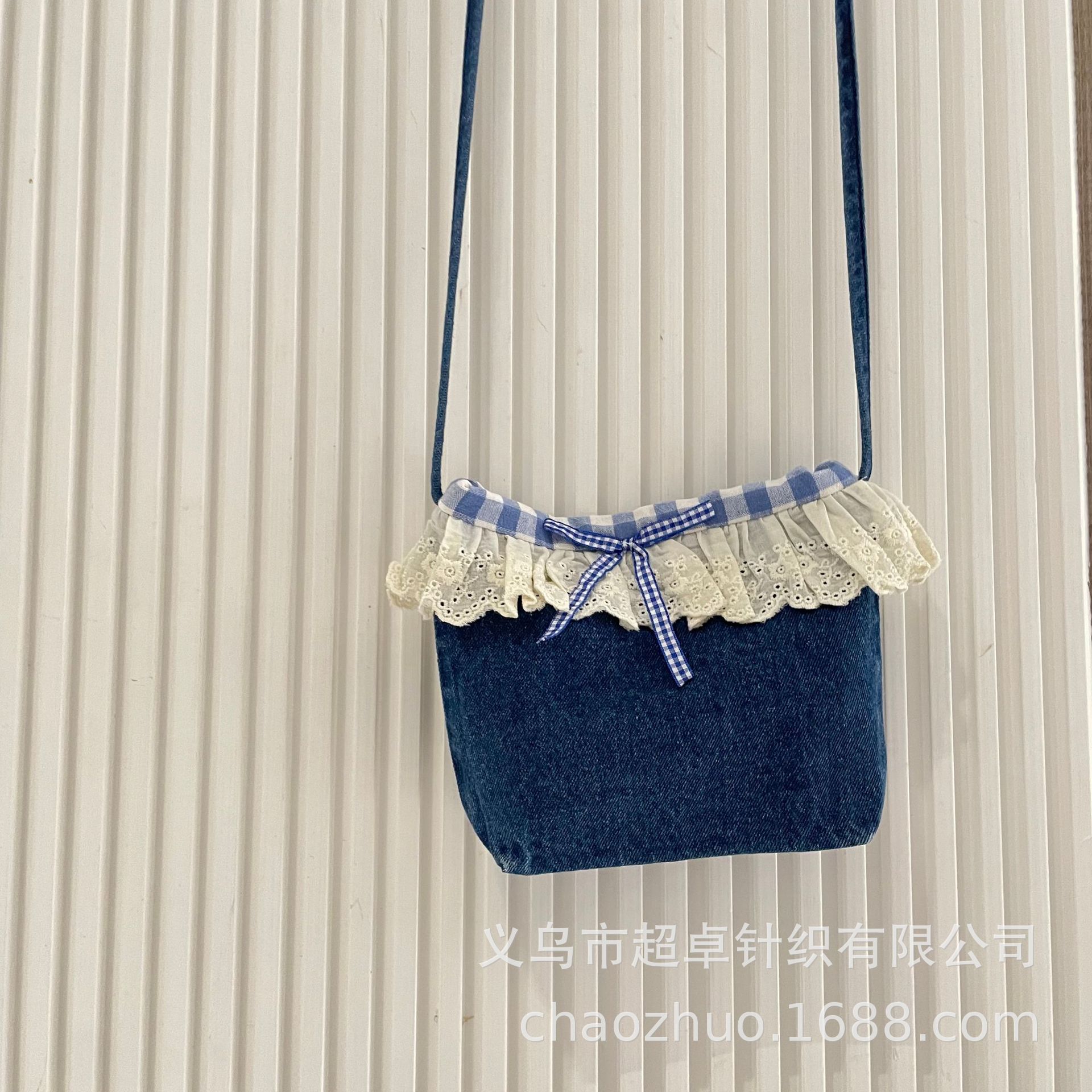 Cute denim one-shoulder bag with bow