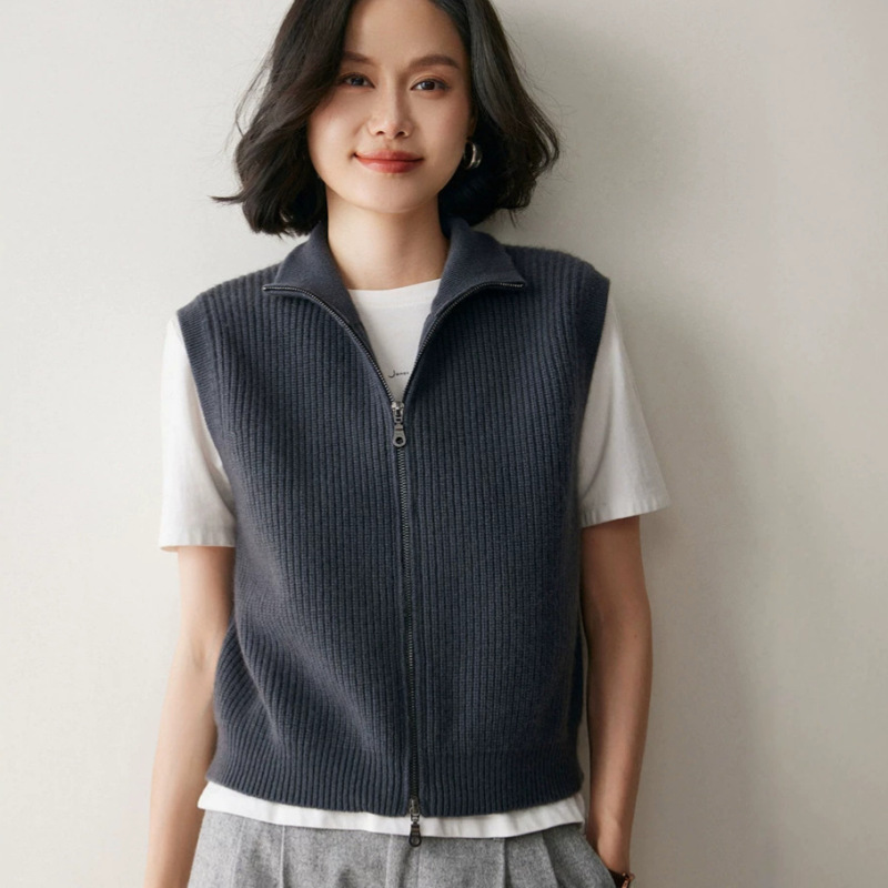 Cashmere sweater, new autumn and winter style, zippered high-neck vest, sleeveless cardigan, women's casual, comfortable, soft, warm, thick style Cashmere sweater, new autumn and winter style, zippered high-neck vest, sleeveless cardigan, women's casual, comfortable, soft, warm, thick style