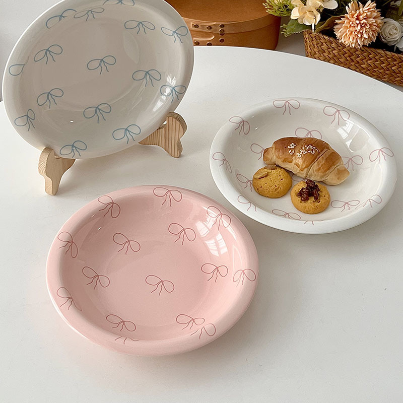 South Korea Ins Girl's Heart Bow Ceramic Plate Pagatti Plate Cute Dessert Cake Dim Sum Breakfast Plate Salah Plate South Korea Ins Girl's Heart Bow Ceramic Plate Pagatti Plate Cute Dessert Cake Dim Sum Breakfast Plate Salah Plate