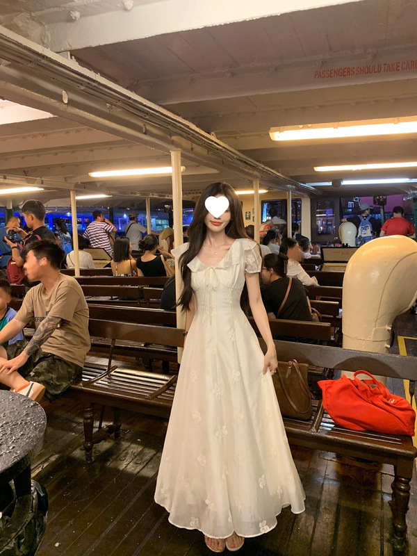 一颗甜桃yikett《仲夏夜晚风》夏天绣花连衣裙女掐腰显瘦连身长裙|undefined