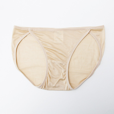 批发中老年真丝针织薄款内裤女无痕桑蚕丝低腰包臀三角裤女士夏季