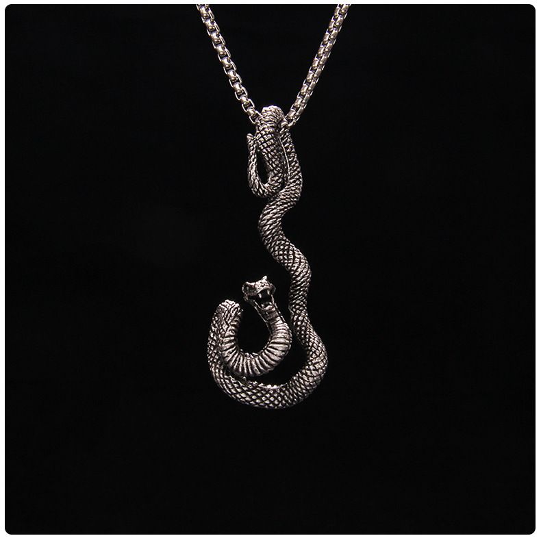 Punk Snake Stainless Steel Alloy Unisex Pendant Necklace 1 Piece