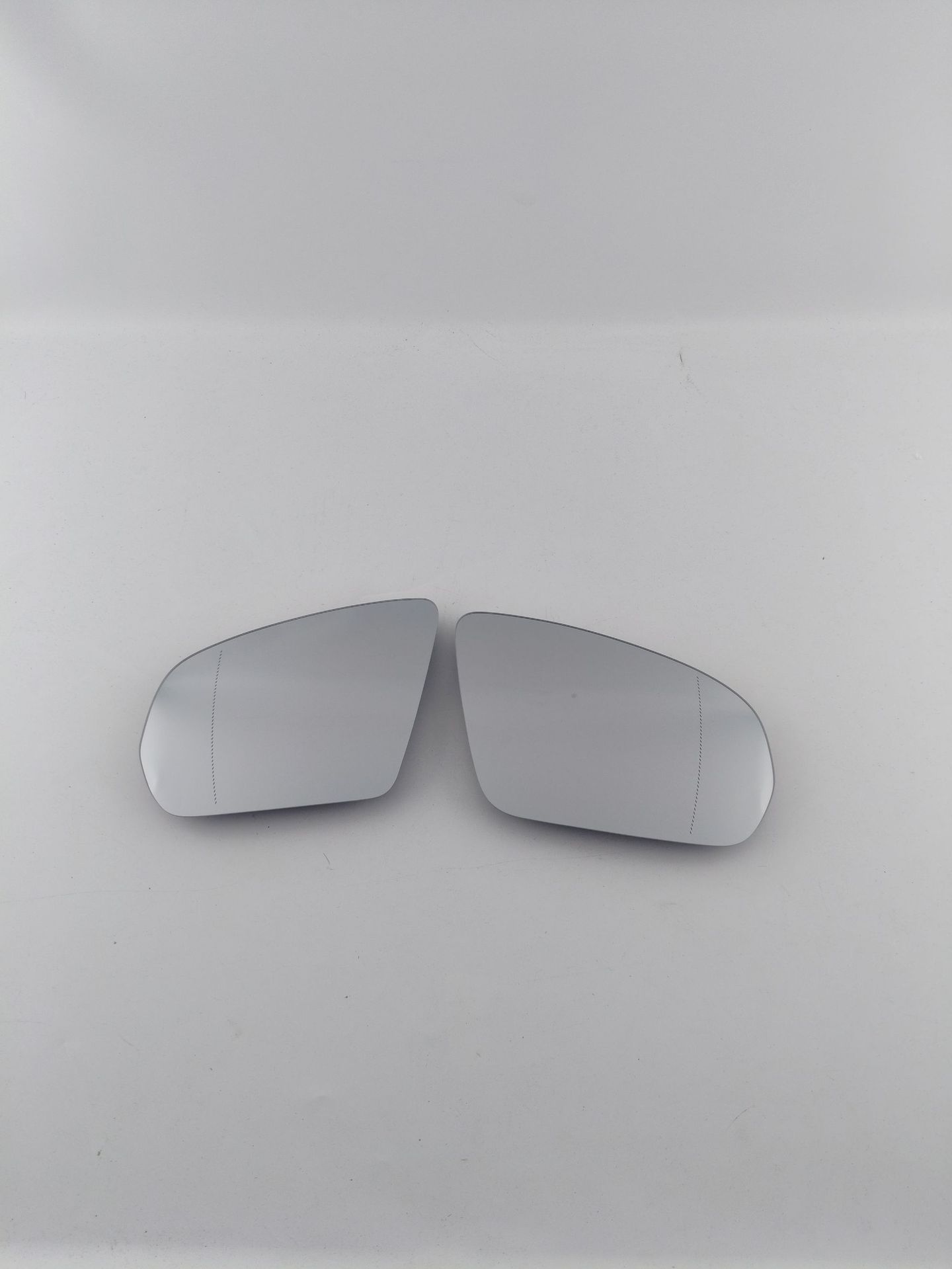 Suitable for Mercedes-Benz Ces Glb Glc Class W205 213 222 253 Lens Reversing Rearview Mirror Reflective Lens