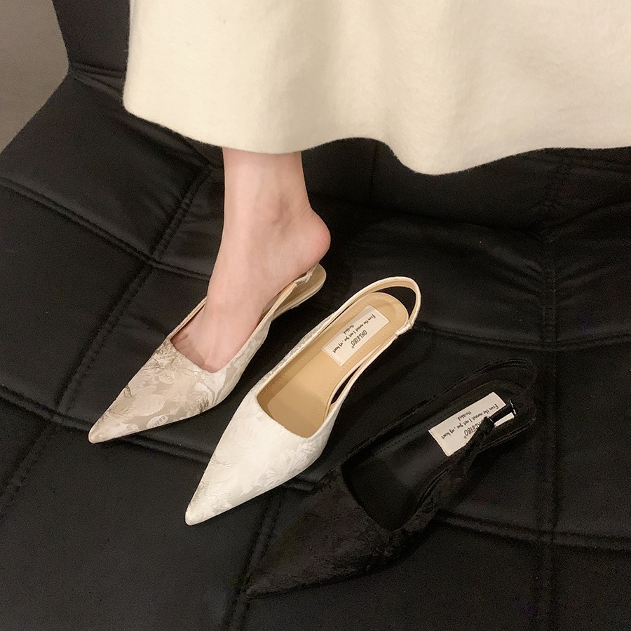 Retro fashionable summer shoes heels pointed-toe