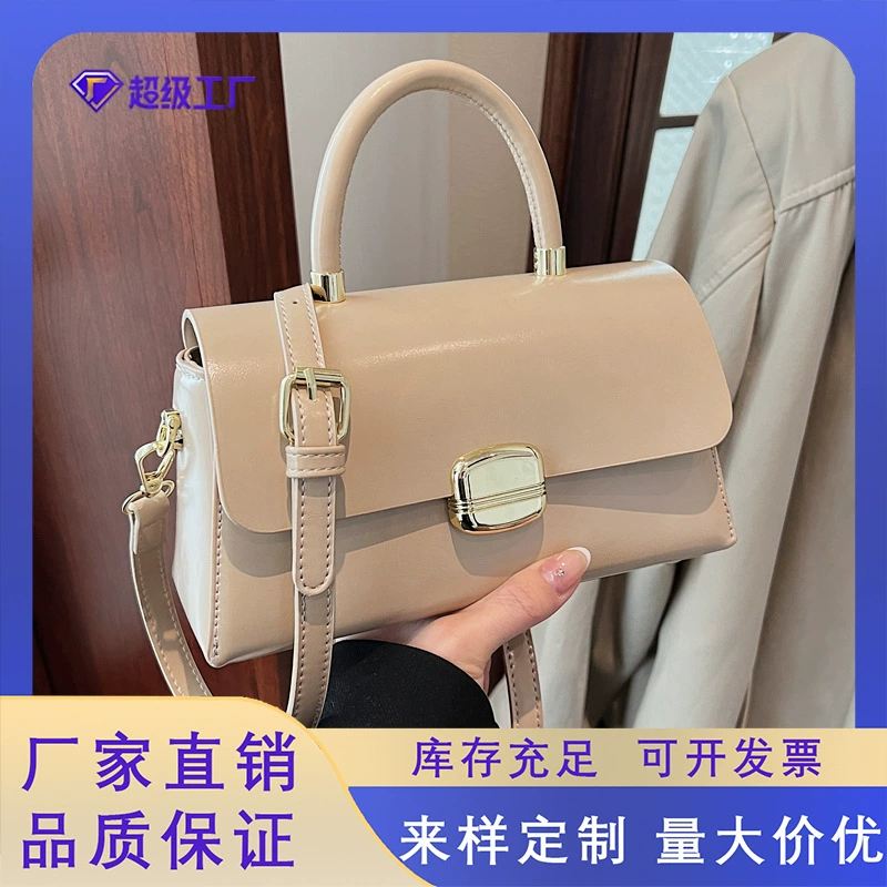 Летняя новинка 2025 года: однотонная повседневная сумка для работы, нишевый дизайн, маленькая квадратная сумка на каждый день, ретро-сумка через плечо для женщин