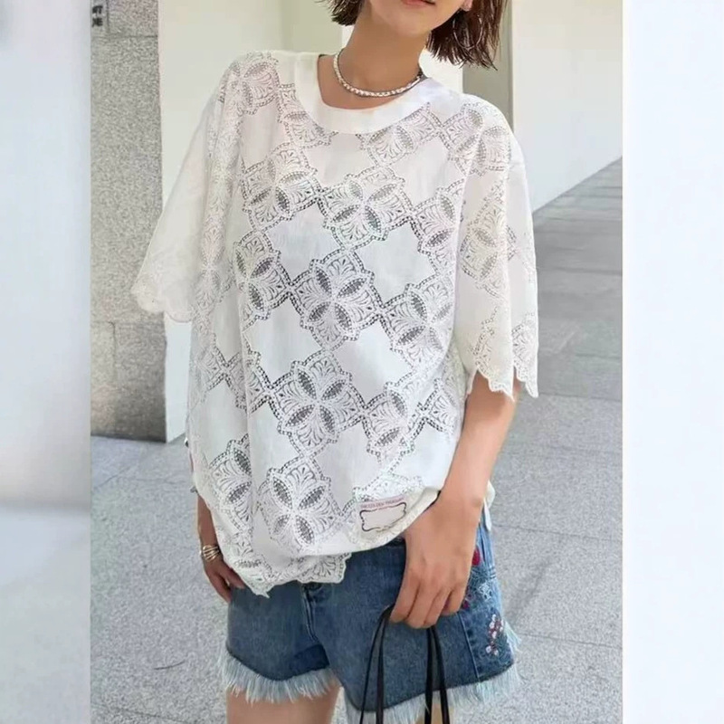 Ice Designer Style 26 New Summer Style Lace Splicing Cut Out Breathable Versatile Casual Loose Short-Sleeved T-Shirt Top