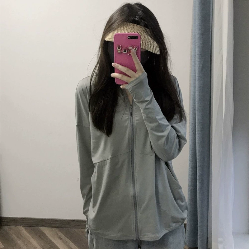 Солнцезащитная одежда для женщин, которую можно носить на улице летом, новая солнцезащитная одежда из ледяного шелка, анти-УФ-защита, свободная, утягивающая, дышащая, ультратонкая кожаная одежда