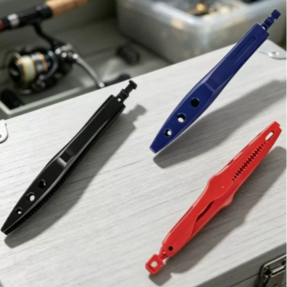 Premium fish gripper, lure pliers, fishing clamp, fishing gear, fish remover, non-slip plastic fish clamp, fish control device