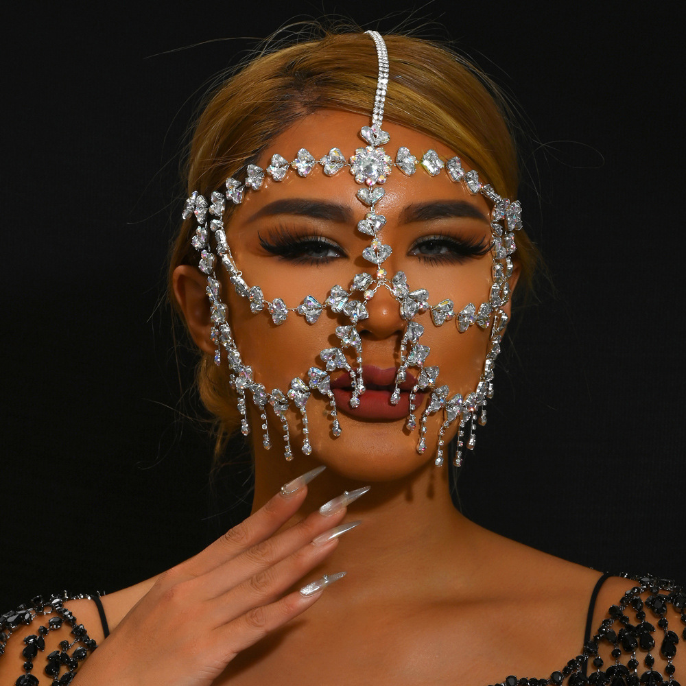 Europa y los Estados Unidos venden máscaras de bordas máscaras de diamante máscaras de Halloween accesorios personales máscaras de mujeres
