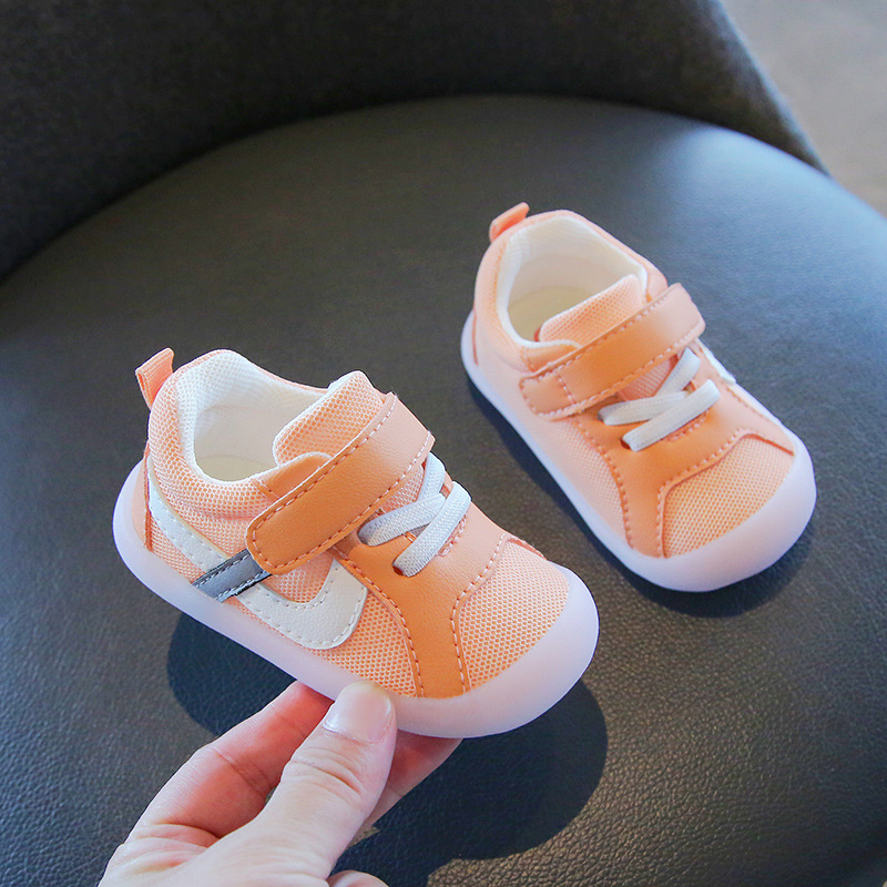 Zapatos para niños pequeños zapatos de bebé de primavera y otoño zapatos de bebé antideslizantes de fondo suave 0-1-3 años zapatos de tela de malla para niñas antideslizantes