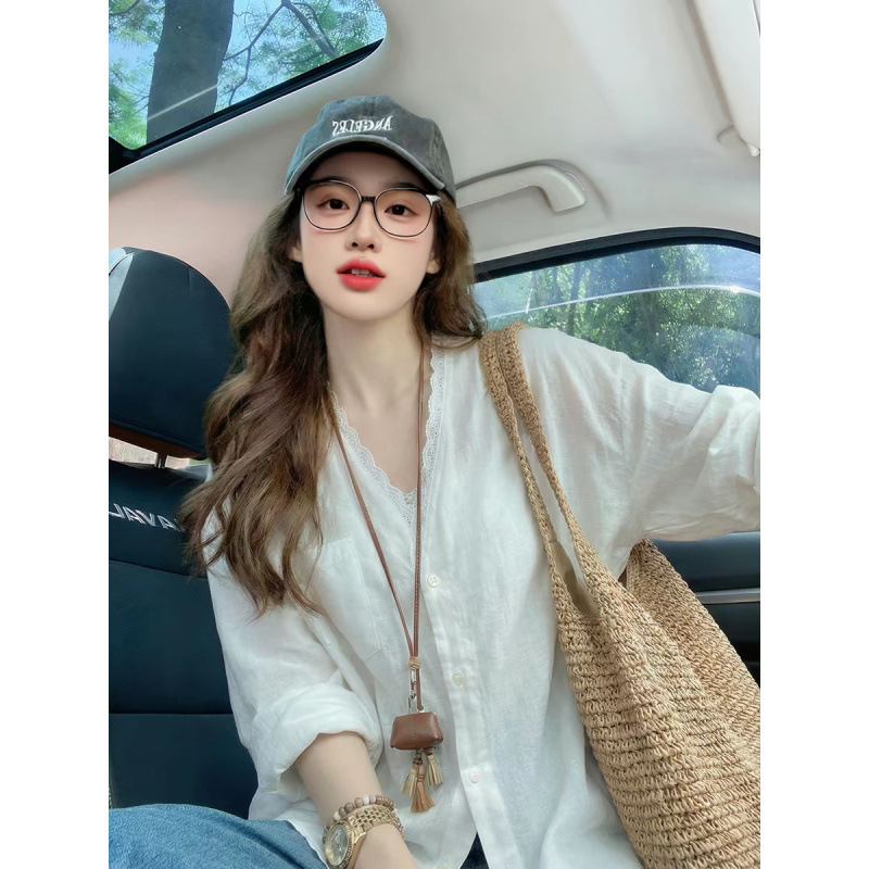 White Lace Lightweight Sun-Protective Cardigan Long-Sleeve Shirt for Women, Summer Niche Style, Age-Reducing, Slimming, High-End Feel, Top Jacket White Lace Lightweight Sun-Protective Cardigan Long-Sleeve Shirt for Women, Summer Niche Style, Age-Reducing, Slimming, High-End Feel, Top Jacket