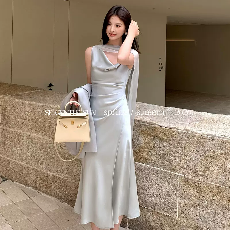 秀熙熙2026春新款白标飘带缎面气质吊带连衣裙高级感长裙子88518