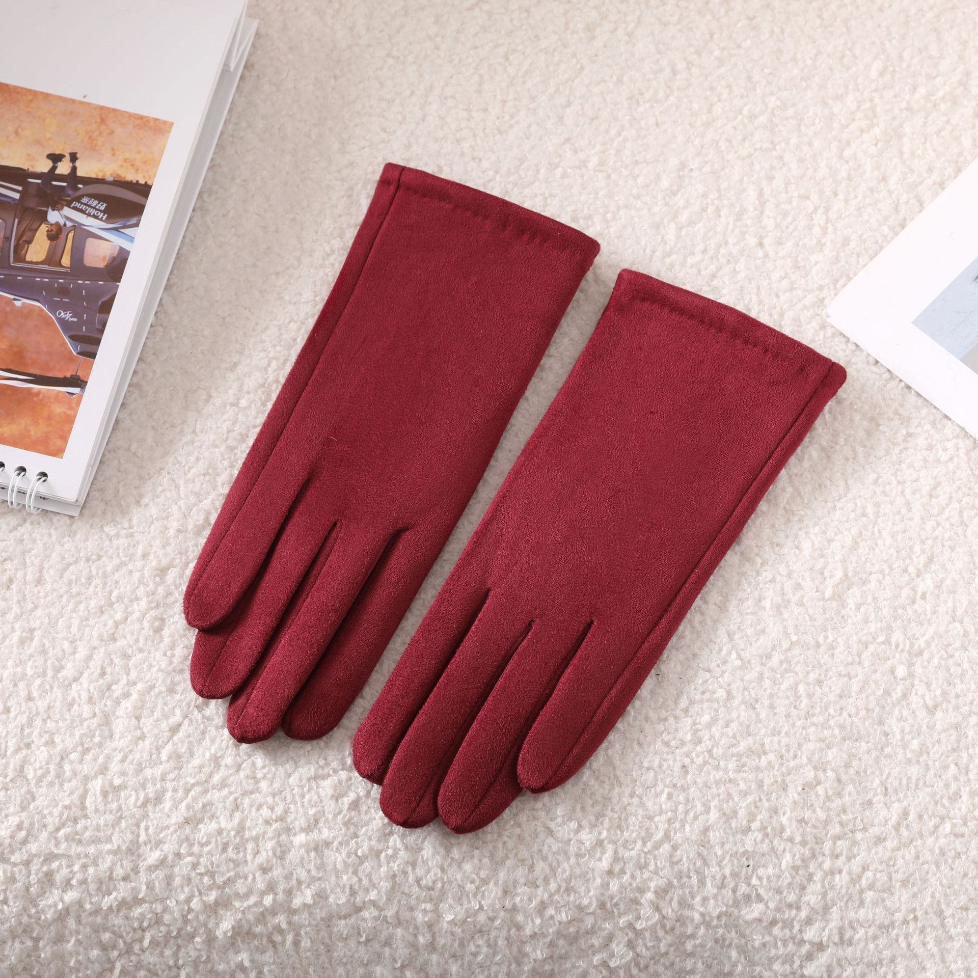 Japón y Corea del Sur simple viento sólido guantes de terciopelo de gamuz al aire libre calentamiento ciclismo a prueba de viento pantalla táctil guantes al por mayor