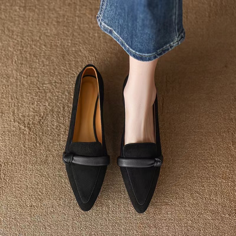 Spring new low-heeled Lok Fu shoes pointy thick with a pedal retro single shoes women_voghion.com