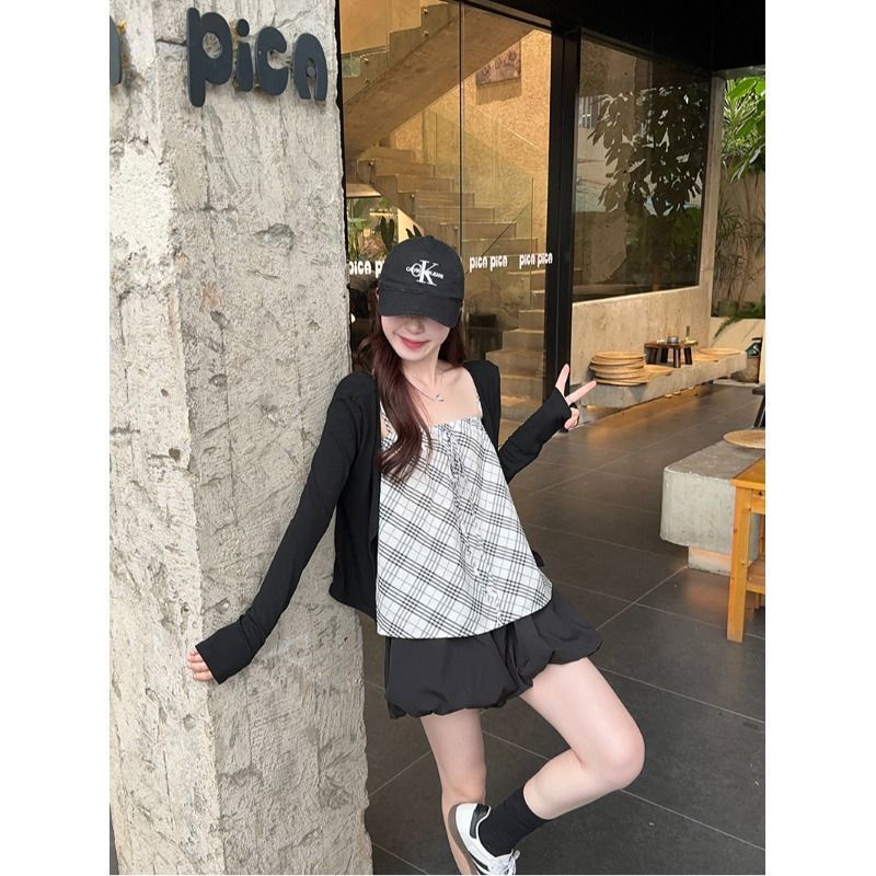 Niche Thin Black Knitted Cardigan Jacket for Women, Autumn Season, Can Be Worn as an Inner or Outer Layer, Plaid Vest and Camisole Sweet and Spicy Two-Piece Set