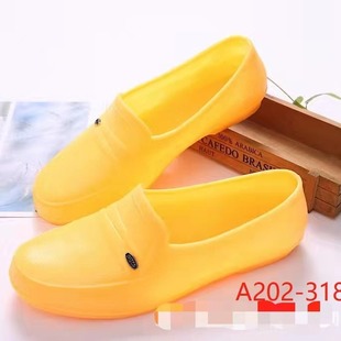 Autumn new men's yellow autumn shoes soft bottom comfortable labor protection shoes outdoor work non-slip durable autumn shoes factory direct batch