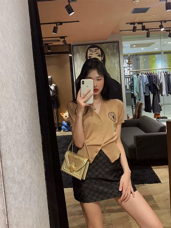 Knitted elite summer set, with short sleeve, hip-accented, light luxury style, Chanel style