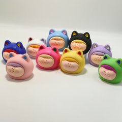 クリエイティブかわいい萌え粒ブラインドボックスブラインドバッグ潮遊び卸売り愛顔リリー頭震え音と同じデスクトップ装飾振り子