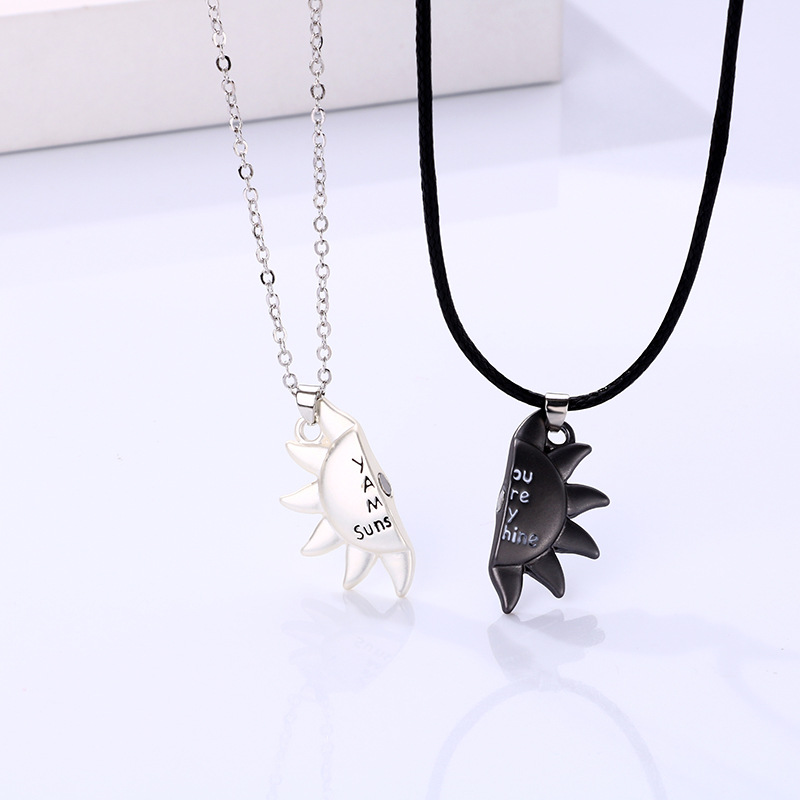 Holiday, Date, Tea Party Occasion Casual Simple Style Sun Alloy Plating Valentine's Day Couple Pendant Necklace