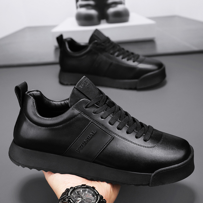 2025 Diseñador Four Seasons Black Samurai Zapatos Forrest Gump transpirables de cuero Ropa de trabajo al aire libre antideslizante Zapatos casuales para hombres de moda