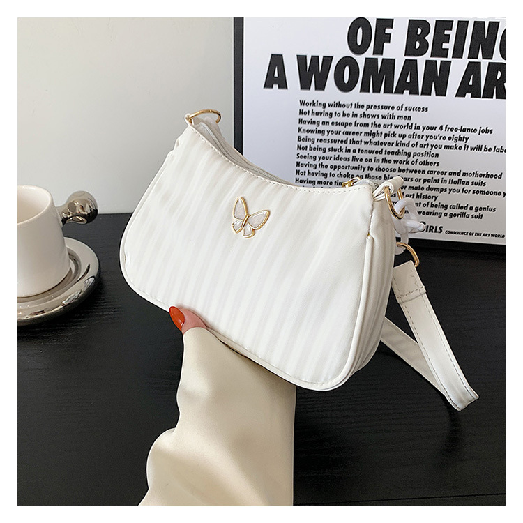 New Fashion Shoulder Underarm Solid Color Women's Portable Small Square Bag display picture 5